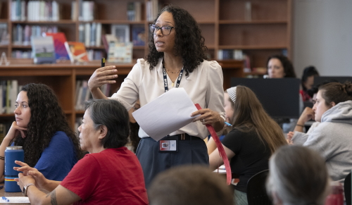 Share Your Expertise: Become a Peer Mentor
